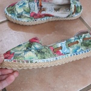 CALAZO ARTIC Womens Size 8 Floral Espadrille Slip-On Shoes